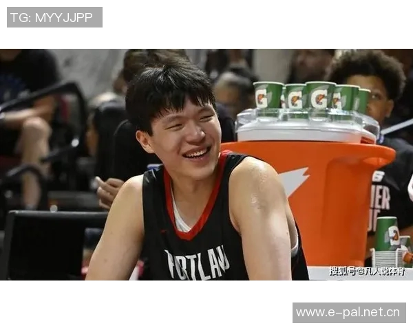 比卢普斯耐心指导杨瀚森学习与成长并重的篮球之路