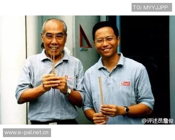 外媒评选双边卫实力与荣誉对比詹俊解读两组差异