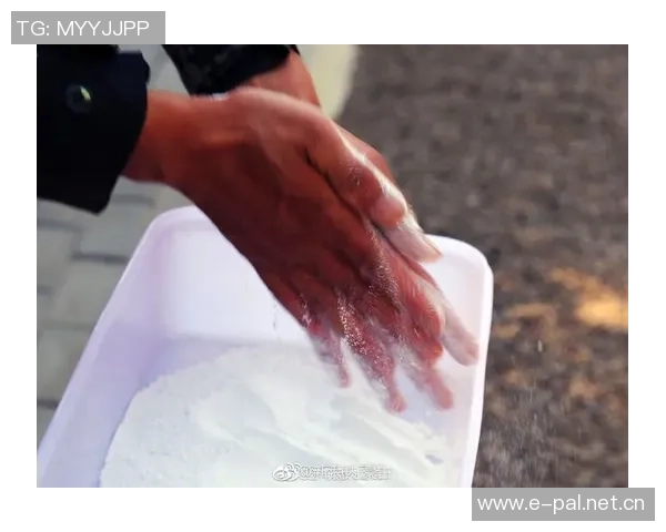 邓罗创立基金会以助精神分裂患者为使命追忆哥哥的悲剧故事