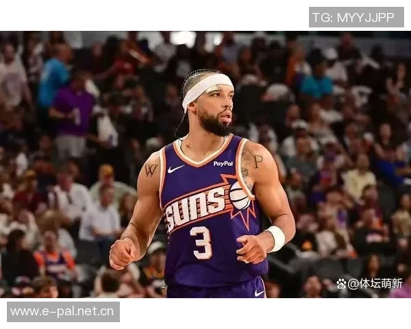 狄龙称赞布克进攻更具侵略性并找到创造罚球机会的有效方法